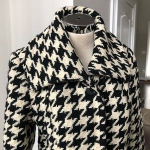 Calvin Klein Houndstooth Coat with Oversized collar